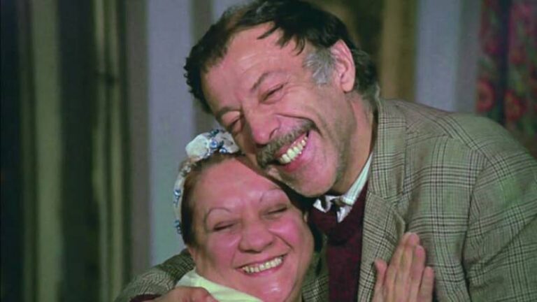 adile-filminde-munir-ozkulu-canlandiracak-isim-belli-oldu-prmeJCWy.jpg