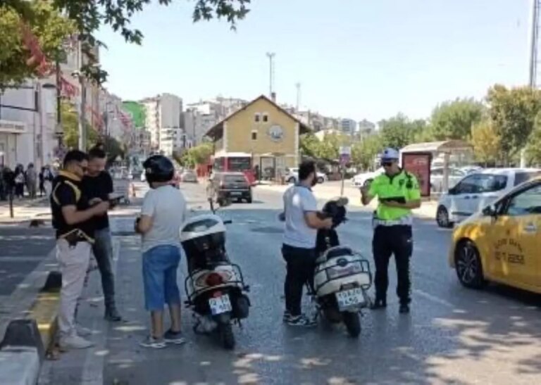 bandirmada-trafik-denetimleri-binlerce-cezali-surucu-QZwq47mC.jpg